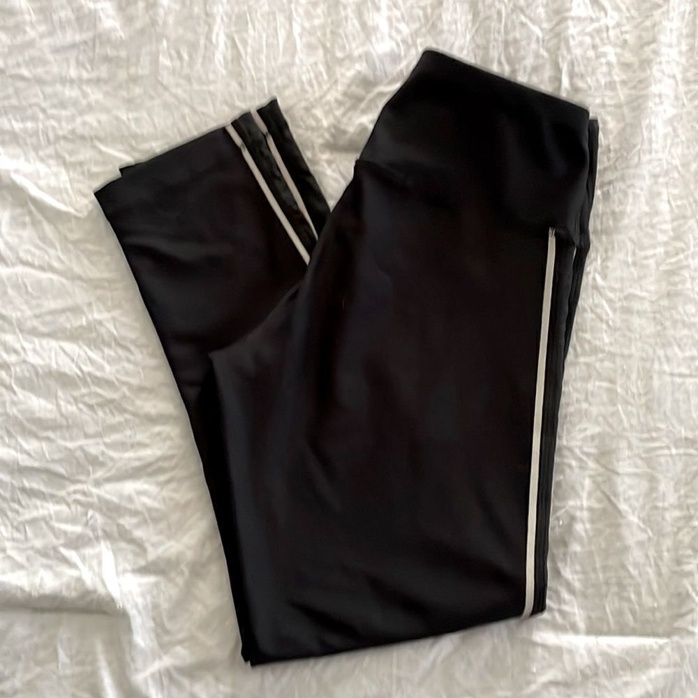 90 Degrees by Reflex Black Athletic Leggings Mesh Reflective Stripe Size XS